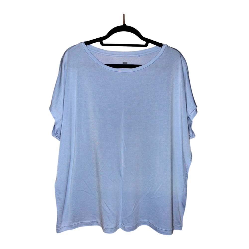 Uniqlo Workout Baby Blue Tee - Size XL